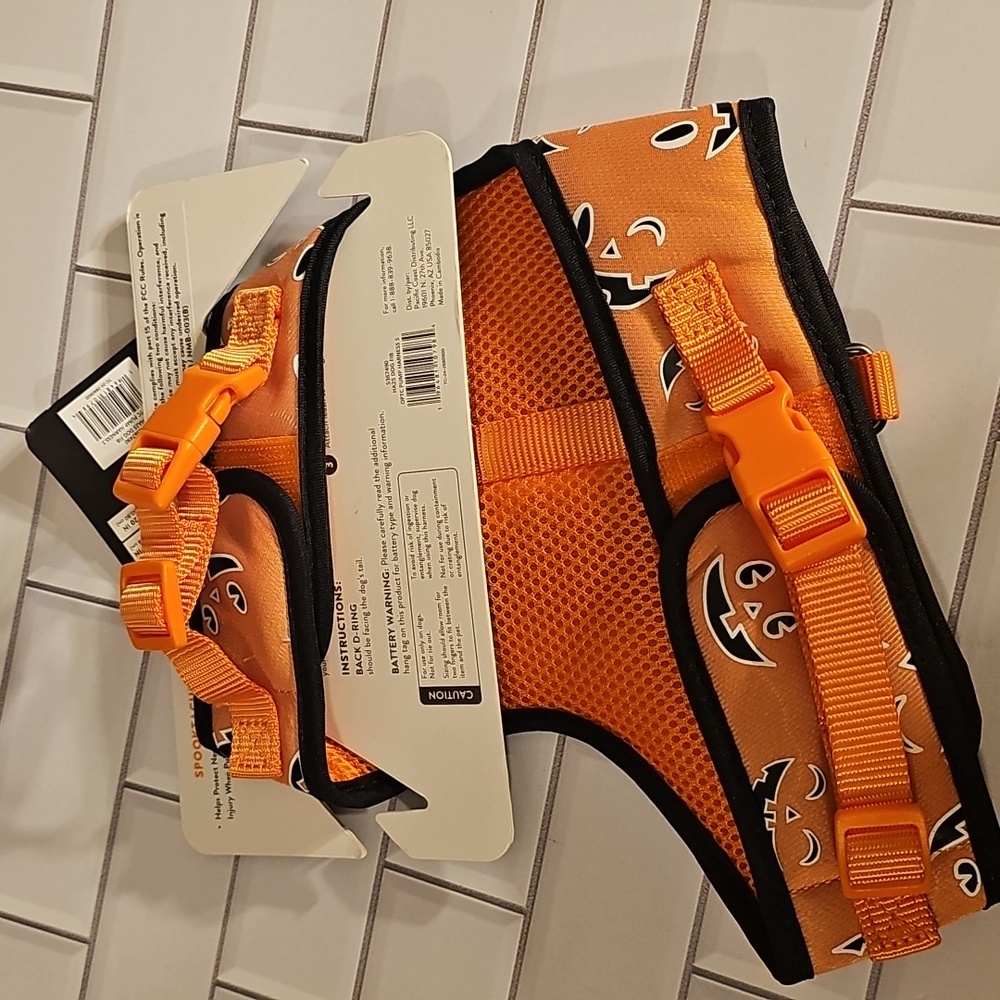 Small Light Up Vest Harness - Picture 6 of 6